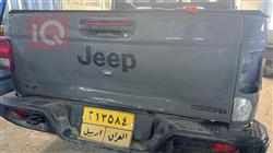 جیپ گلادیەتەر